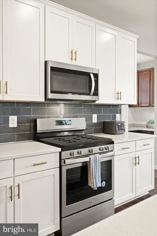 $999,900 | 125 Dizerega Court, Leesburg, VA 20175