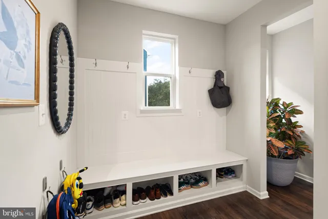 $999,900 | 125 Dizerega Court, Leesburg, VA 20175