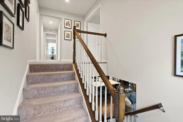 $999,900 | 125 Dizerega Court, Leesburg, VA 20175