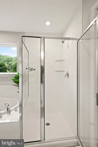 $999,900 | 125 Dizerega Court, Leesburg, VA 20175