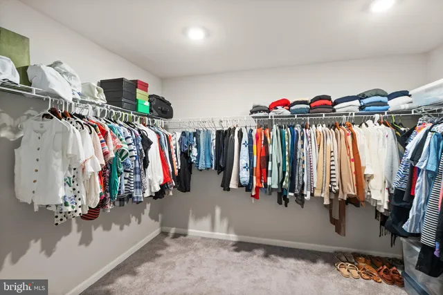 $999,900 | 125 Dizerega Court, Leesburg, VA 20175