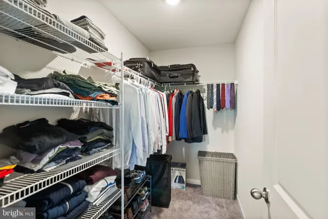 $999,900 | 125 Dizerega Court, Leesburg, VA 20175