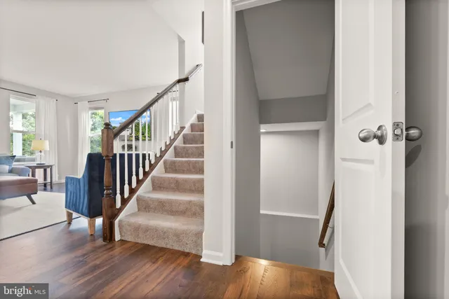 $999,900 | 125 Dizerega Court, Leesburg, VA 20175