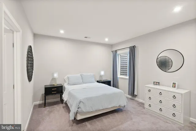 $999,900 | 125 Dizerega Court, Leesburg, VA 20175