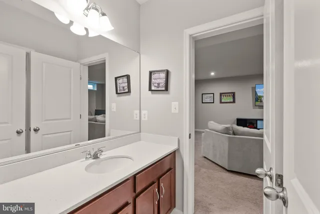 $999,900 | 125 Dizerega Court, Leesburg, VA 20175