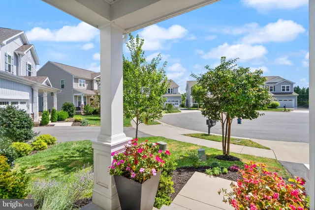 $999,900 | 125 Dizerega Court, Leesburg, VA 20175