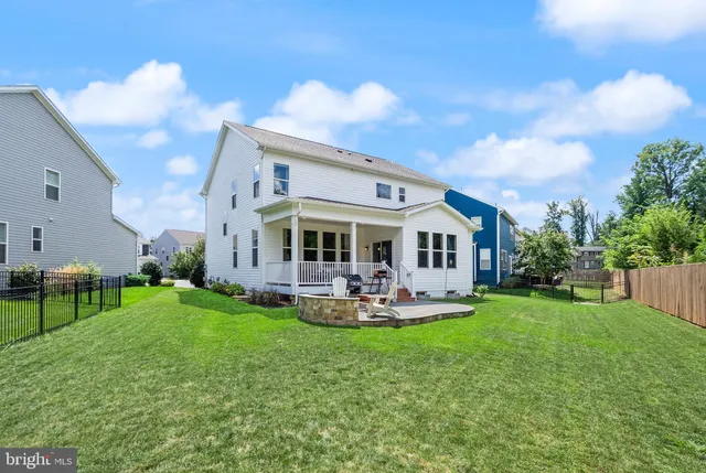 $999,900 | 125 Dizerega Court, Leesburg, VA 20175