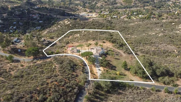 $1,099,000 | 1810 Via Ladera, Fallbrook, CA 92028