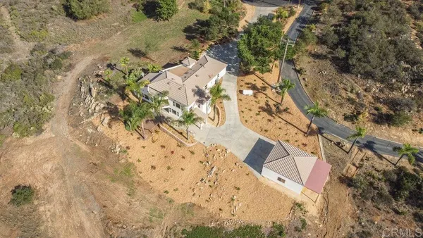 $1,099,000 | 1810 Via Ladera, Fallbrook, CA 92028