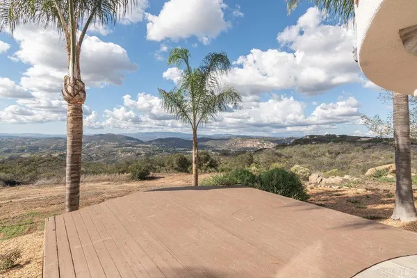 $1,099,000 | 1810 Via Ladera, Fallbrook, CA 92028