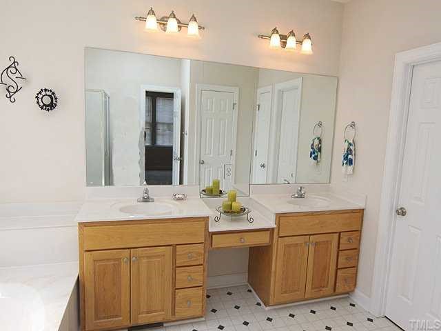 10453 Ten-Ten Road Raleigh, NC 27603 - Photo 8 of 12 Gallery Image 8