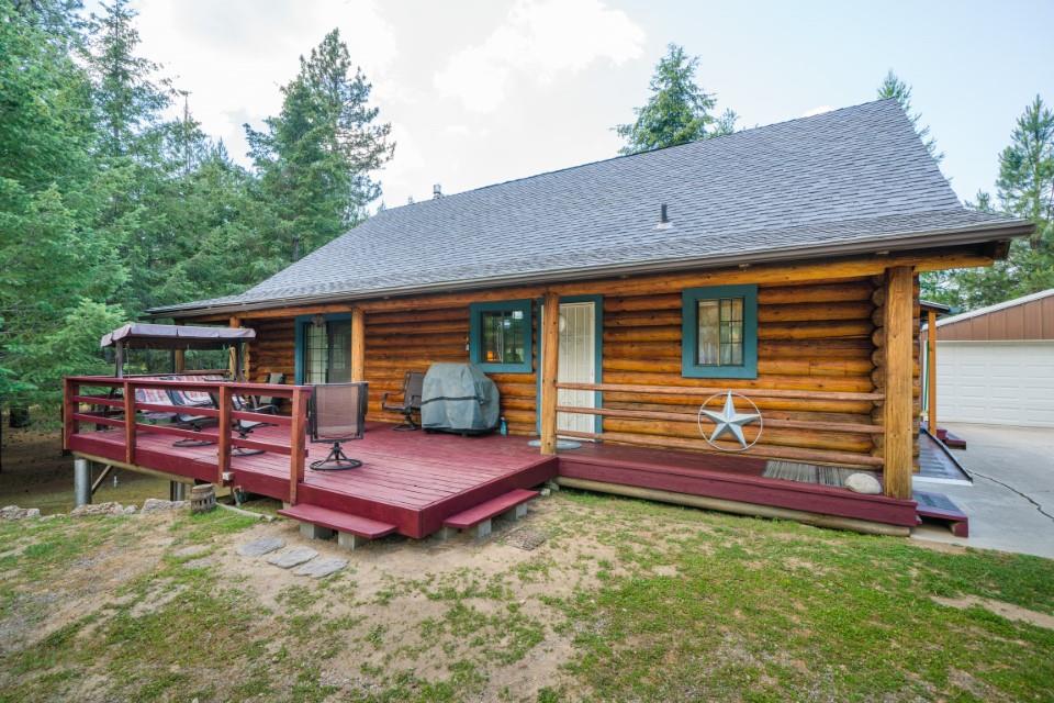 11203 East Whispering Pines Road Elk, WA 99009 - Photo 2 of 20