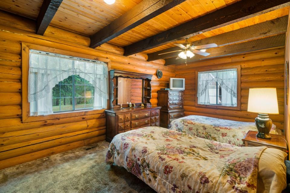 11203 East Whispering Pines Road Elk, WA 99009 - Photo 11 of 20