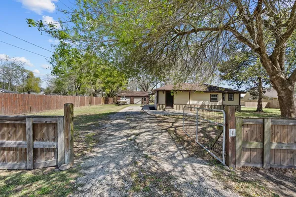 $279,000 | 7117 Avenue D, Santa Fe, TX 77510
