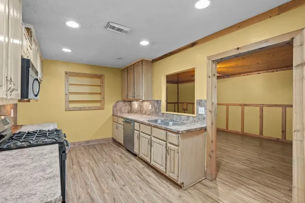 $279,000 | 7117 Avenue D, Santa Fe, TX 77510