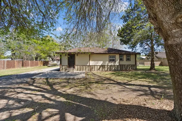 $279,000 | 7117 Avenue D, Santa Fe, TX 77510