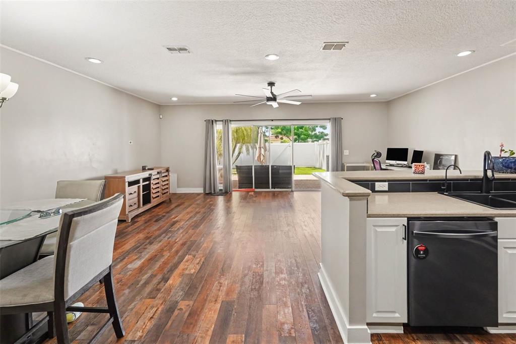6980 Ulmerton Road, Unit 9E Largo, FL 33771 - Photo 16 of 36 Gallery Image 16