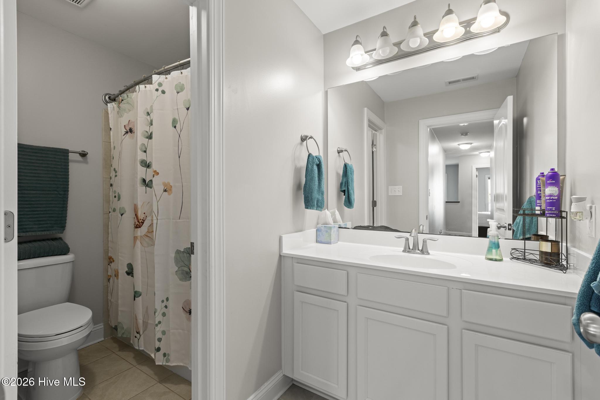 403 Anchor Hitch Court Holly Ridge, NC 28445 - Photo 34 of 57 2nd Floor Hallway Bathroom 1