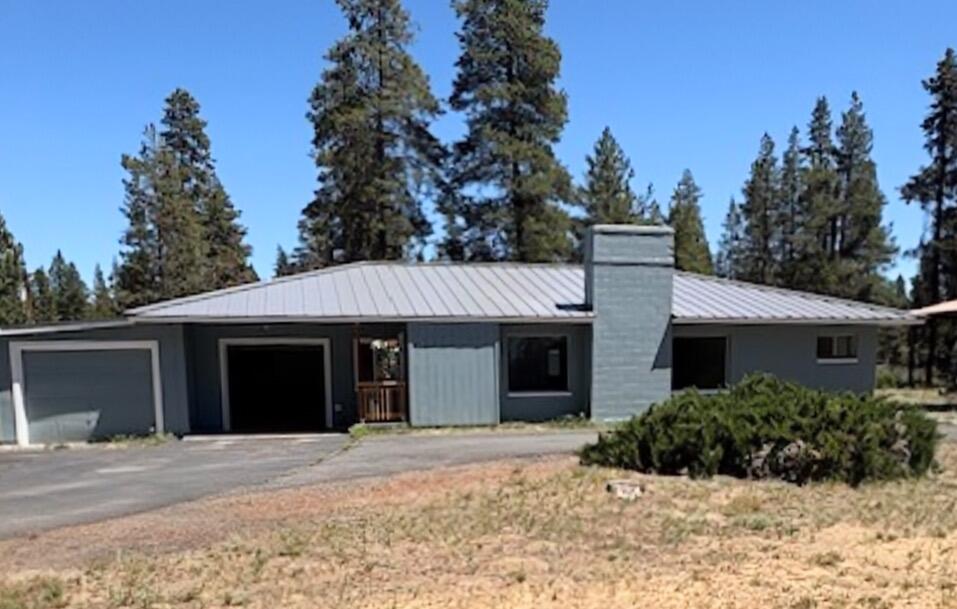 52244 Huntington Road La Pine, OR 97739 - Photo 2 of 34 IMG_1008
