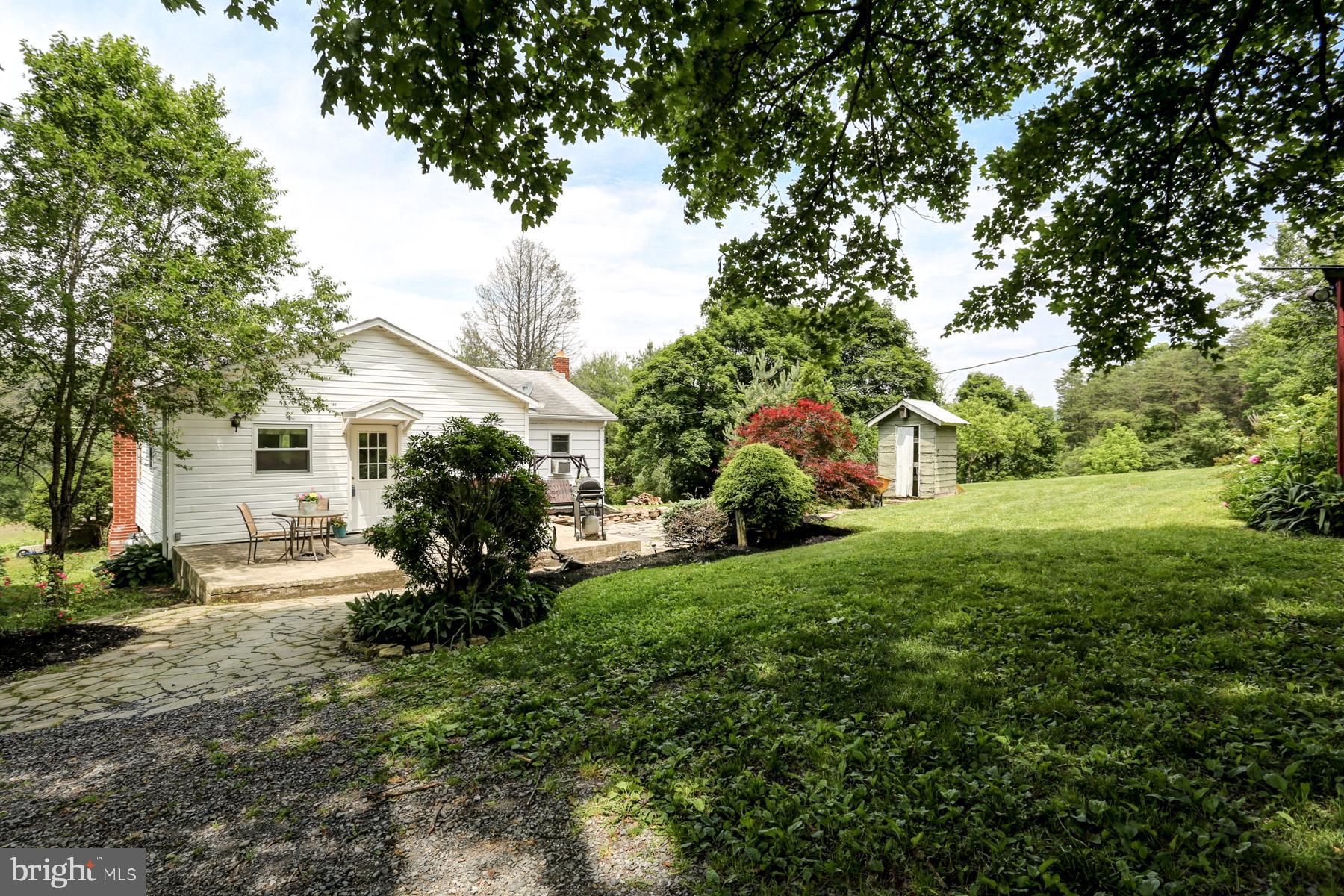 987 Paradise Road Duncannon, PA 17020 - Photo 1 of 28 Gallery Image 1
