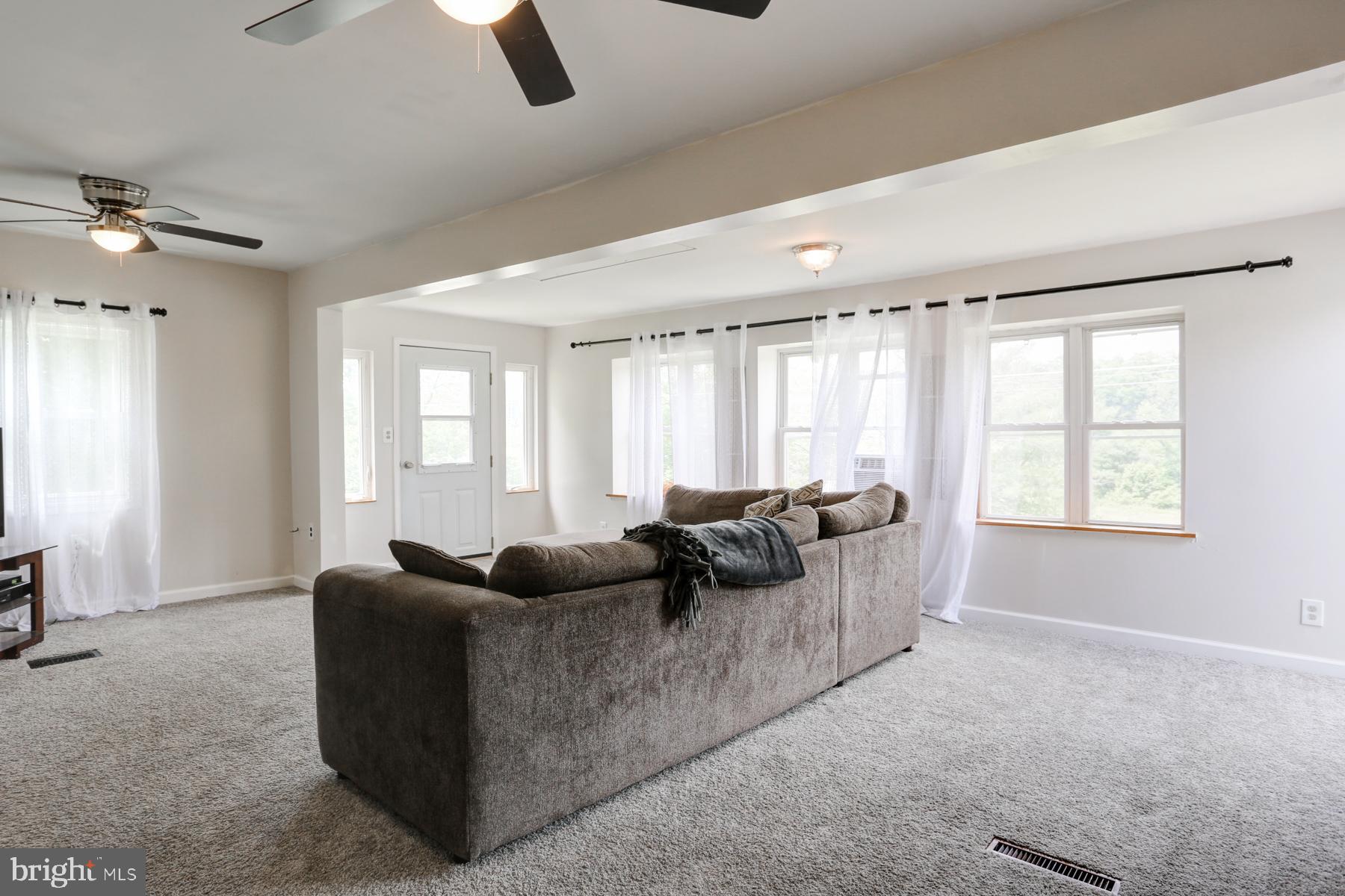 987 Paradise Road Duncannon, PA 17020 - Photo 6 of 28 Gallery Image 6