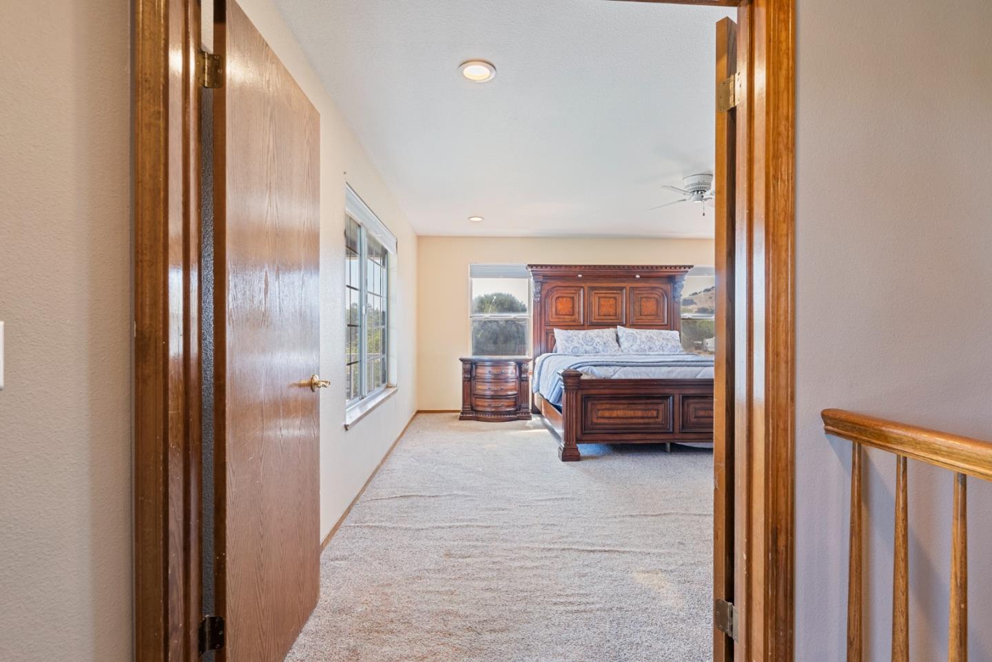 695 Hospital Road Hollister, CA 95023 - Photo 31 of 61 a view of livingroom with furniture
