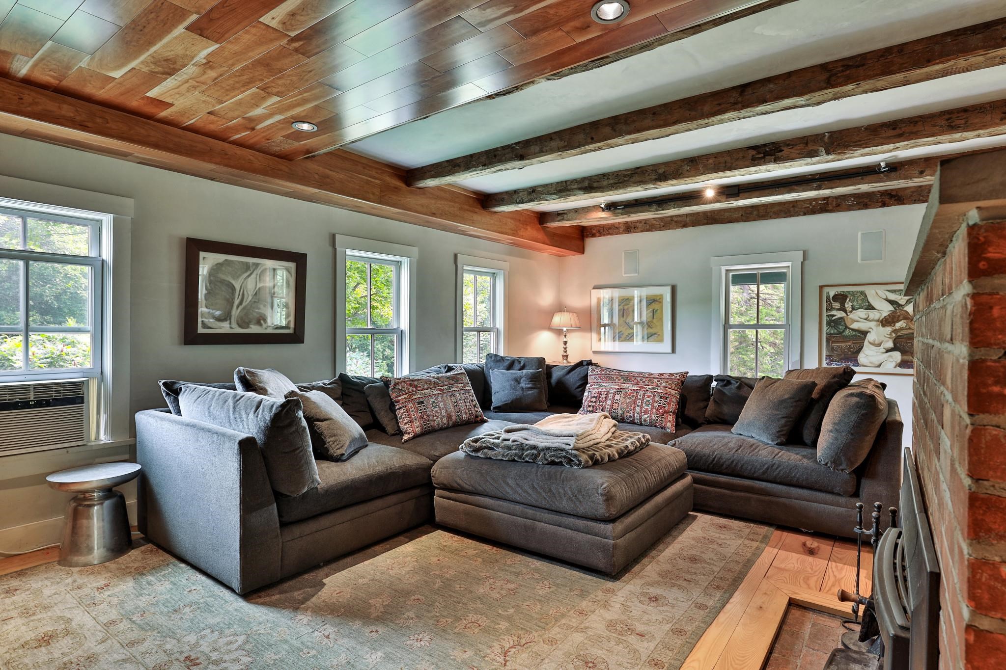 162 Campbell Road Rochester, VT 05767 - Photo 11 of 48