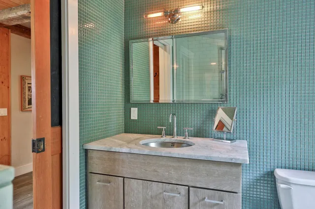 $670,000 | 162 Campbell Road, Rochester, VT 05767