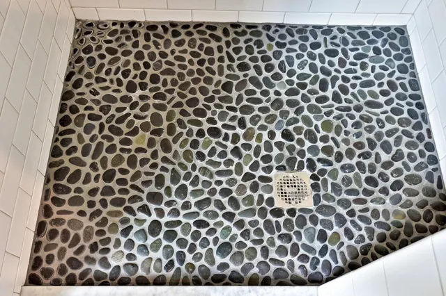 $670,000 | 162 Campbell Road, Rochester, VT 05767