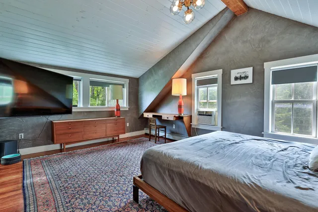 $670,000 | 162 Campbell Road, Rochester, VT 05767