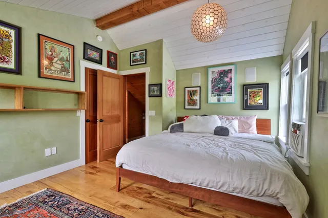 $670,000 | 162 Campbell Road, Rochester, VT 05767