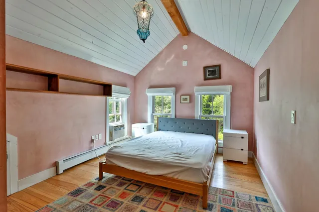 $670,000 | 162 Campbell Road, Rochester, VT 05767