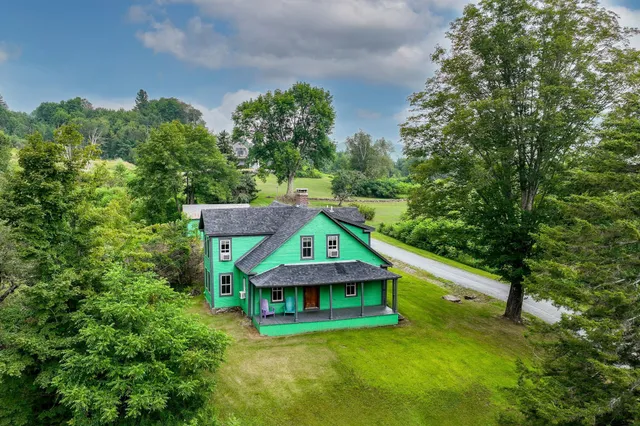 $670,000 | 162 Campbell Road, Rochester, VT 05767
