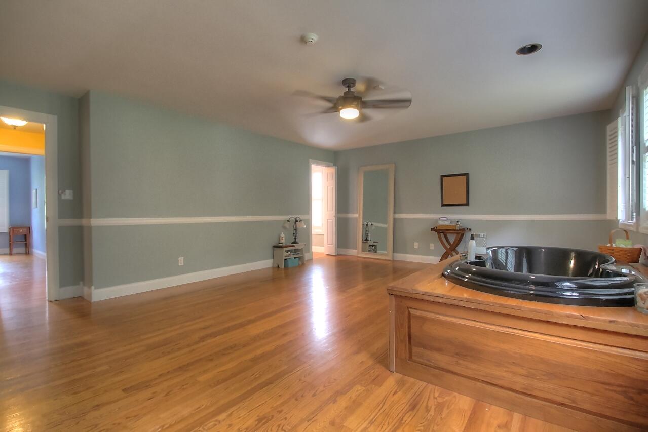 409 Old Way Road London, KY 40741 - Photo 20 of 53 37