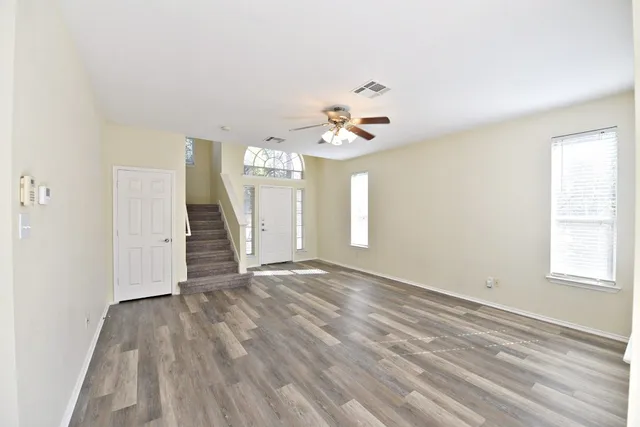 $2,095 | 10508 Hainsworth Park Drive, Austin, TX 78717