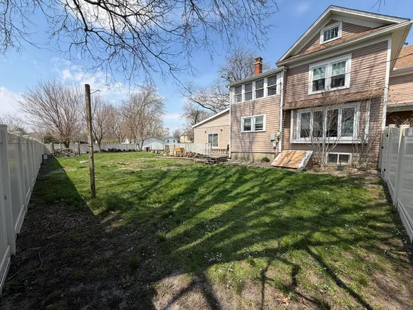 $149,900 | 304 South Poplar Street, Onarga, IL 60955