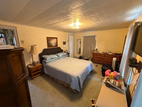 $149,900 | 304 South Poplar Street, Onarga, IL 60955