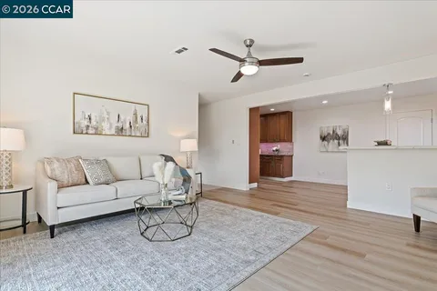 $949,000 | 407 Roanoke Drive, Martinez, CA 94553