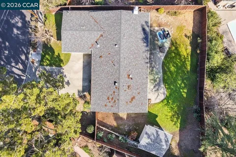 $949,000 | 407 Roanoke Drive, Martinez, CA 94553