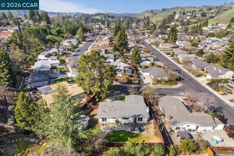 $949,000 | 407 Roanoke Drive, Martinez, CA 94553