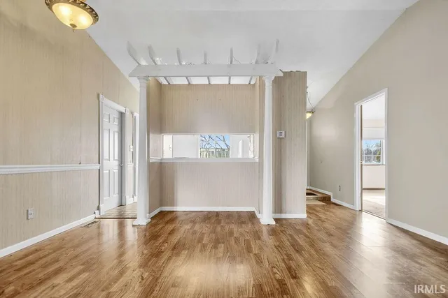 $275,000 | 546 Lois Lane, Bloomington, IN 47403