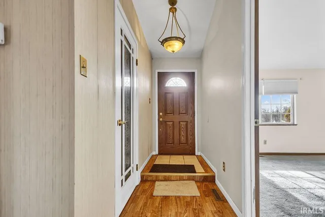 $275,000 | 546 Lois Lane, Bloomington, IN 47403