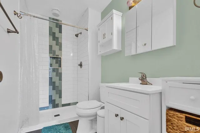 $275,000 | 546 Lois Lane, Bloomington, IN 47403