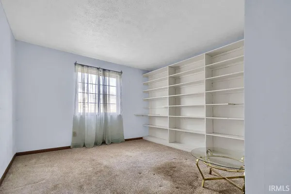 $256,000 | 546 Lois Lane, Bloomington, IN 47403