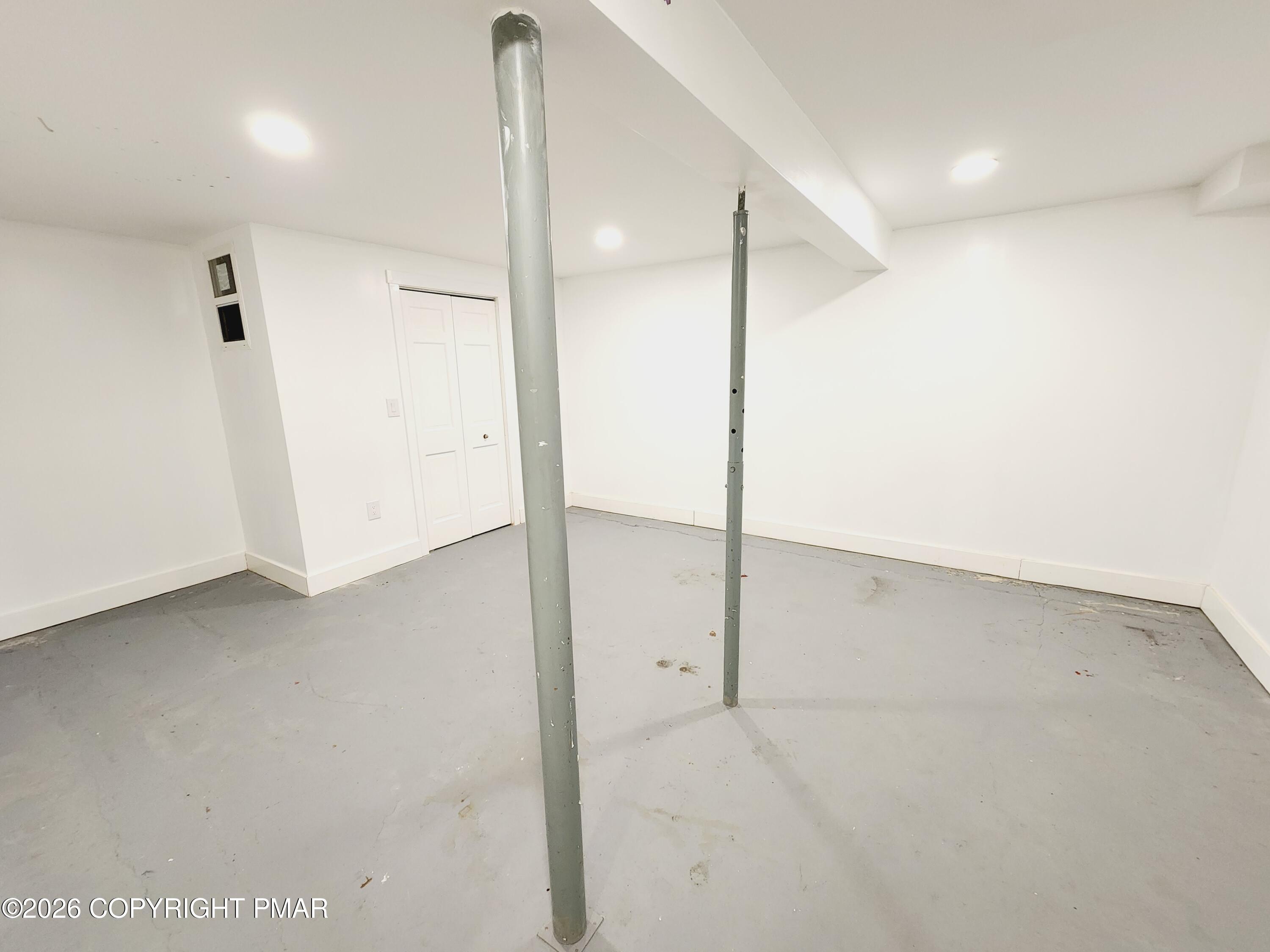 239 Rock Ridge Road Mount Pocono, PA 18344 - Photo 24 of 33