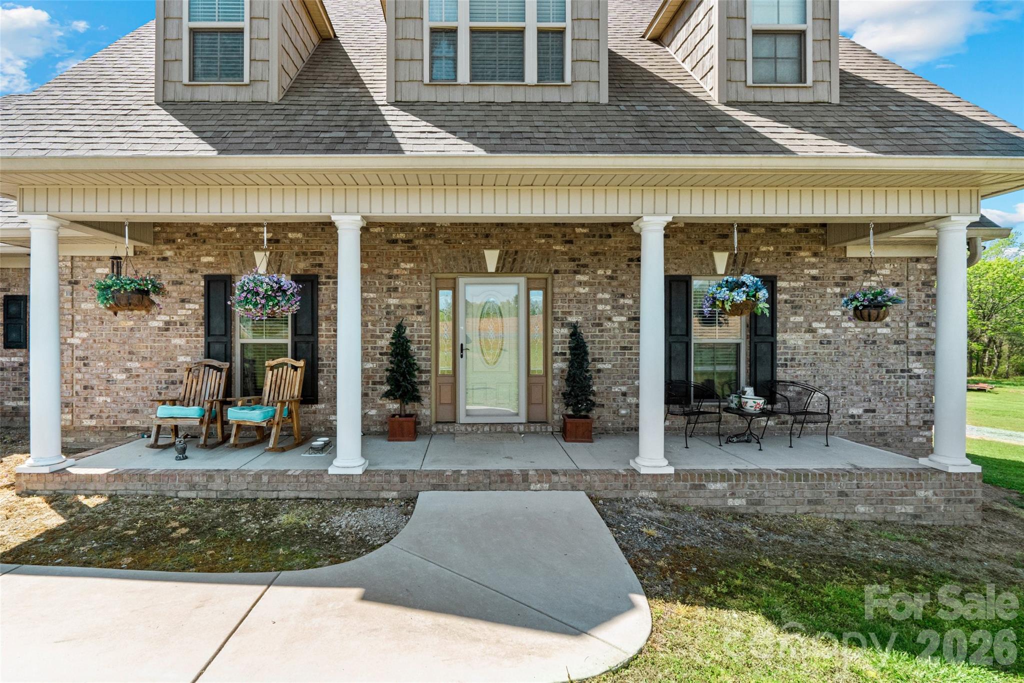 643 John Doster Road Pageland, SC 29728 - Photo 3 of 35 a view of a building with sitting area