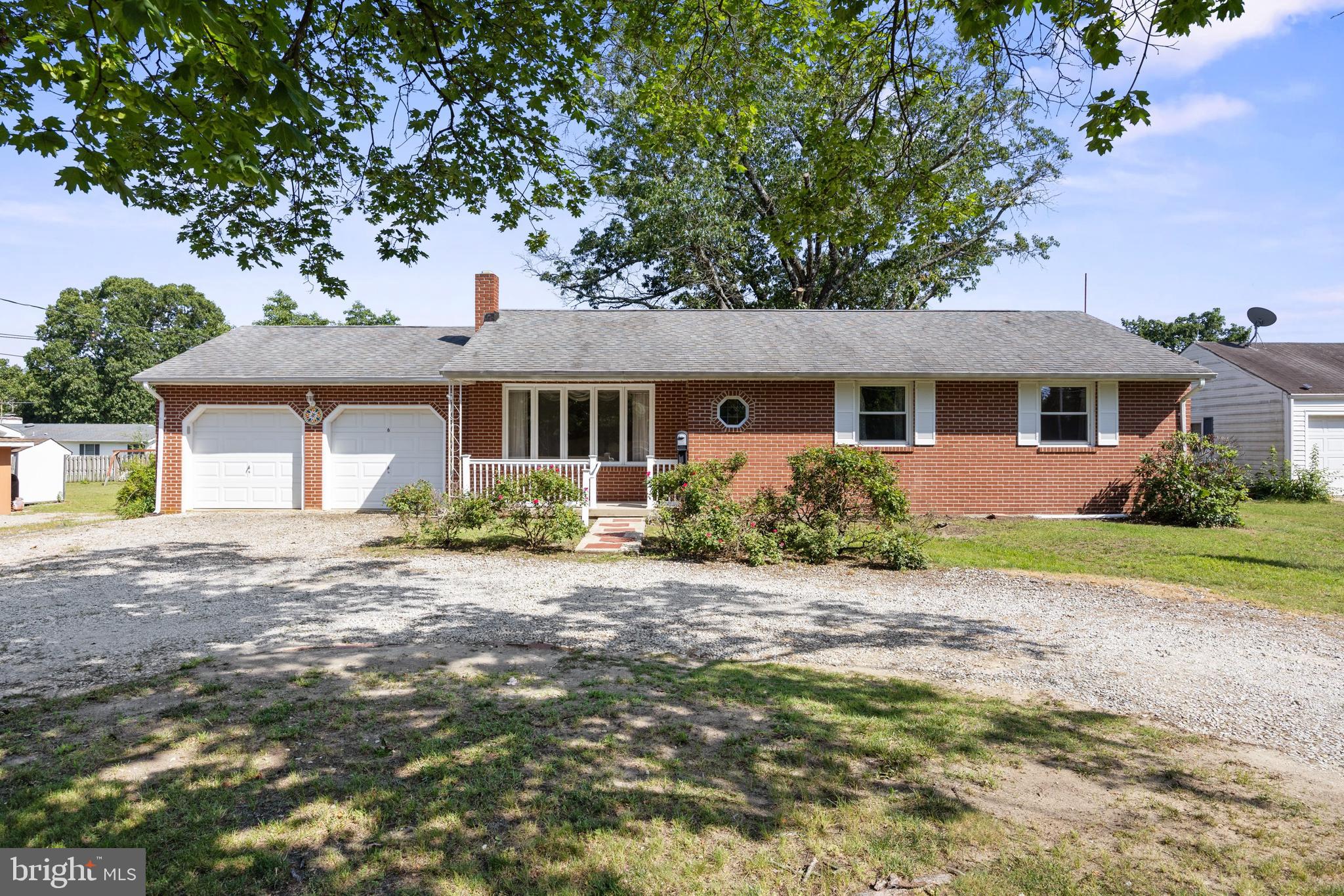 6 Shady Lane Pemberton, NJ 08068 - Photo 2 of 31 Gallery Image 2
