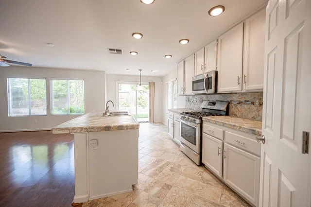 $675,000 | 1800 Ambridge Drive, Roseville, CA 95747