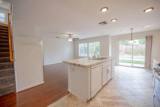 $675,000 | 1800 Ambridge Drive, Roseville, CA 95747