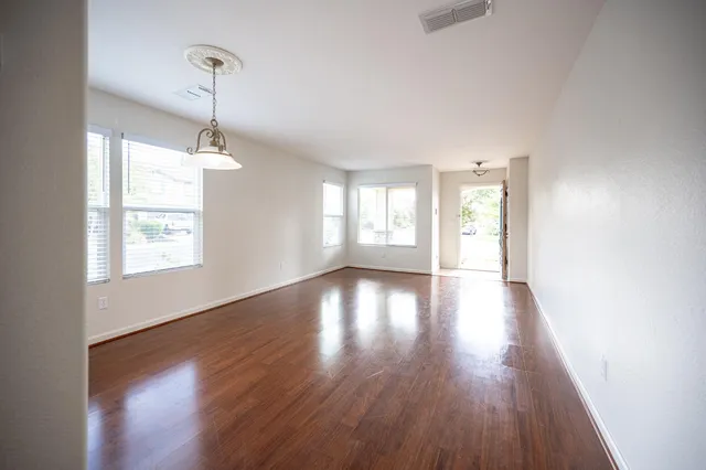 $675,000 | 1800 Ambridge Drive, Roseville, CA 95747